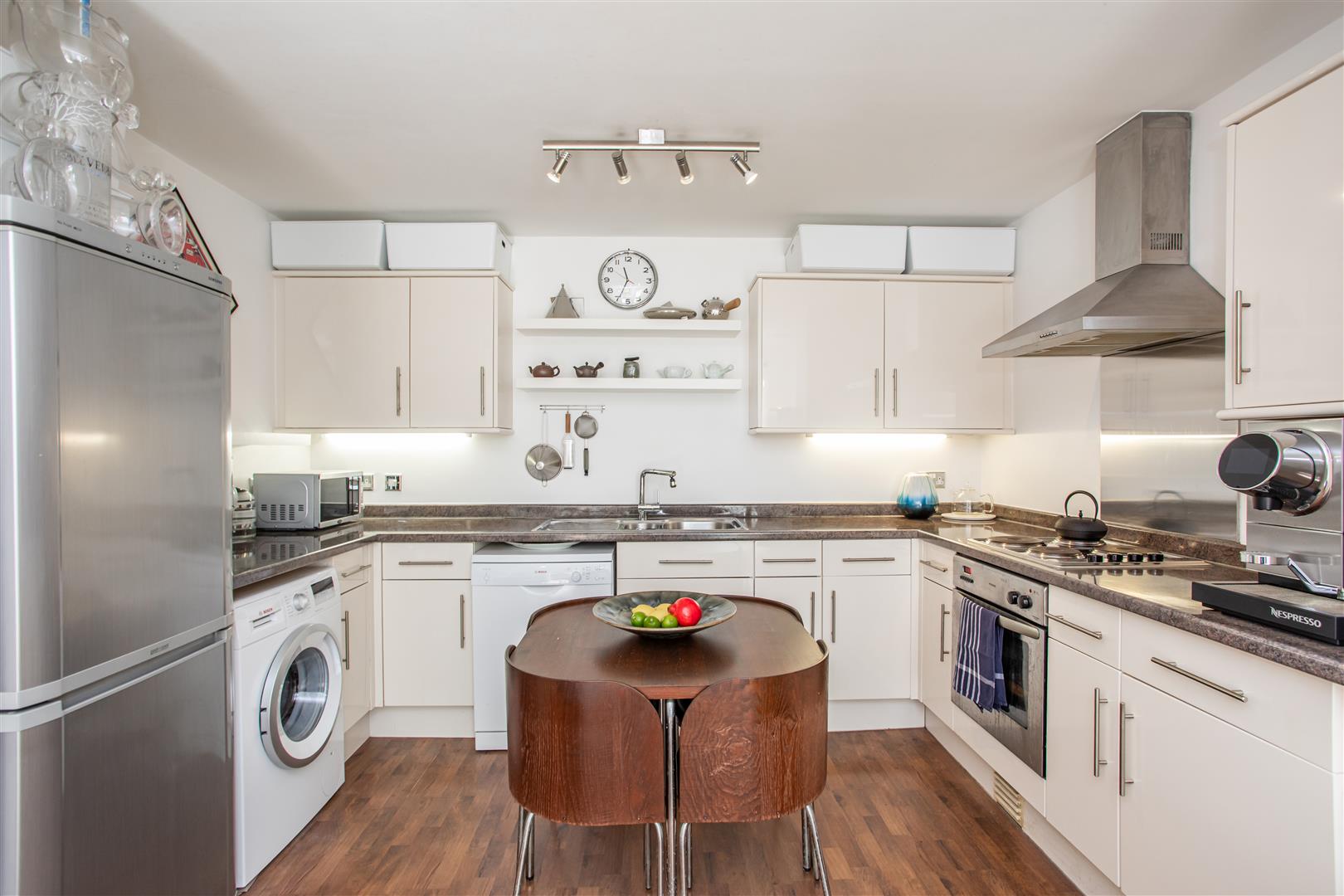 2 bed property in Emerson Building, Bow
